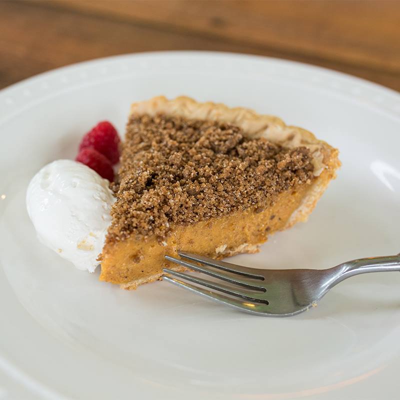 Pumpkin Pie With Gingersnap topping