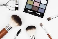 Getting ready for prom-make-up